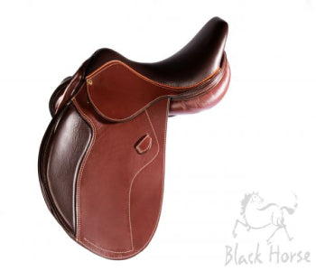 SELA DE SALTO BLACK HORSE